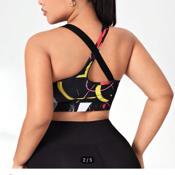 NEW SHEIN Sports Bra 🩷 - Picture 2 of 3